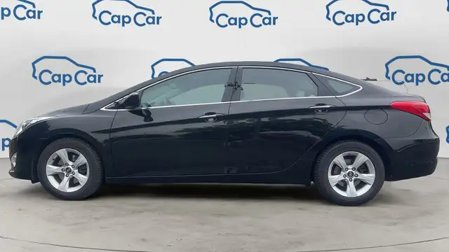 Hyundai I40 view 2