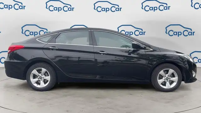 Hyundai I40 view 4