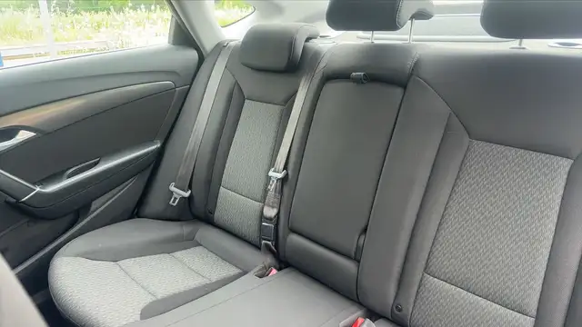 Hyundai I40 view 9
