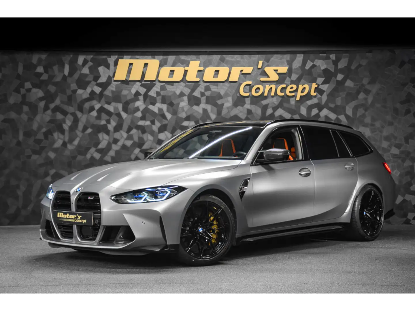 BMW M3 G81 Compétition Touring X-Drive Gris - 1