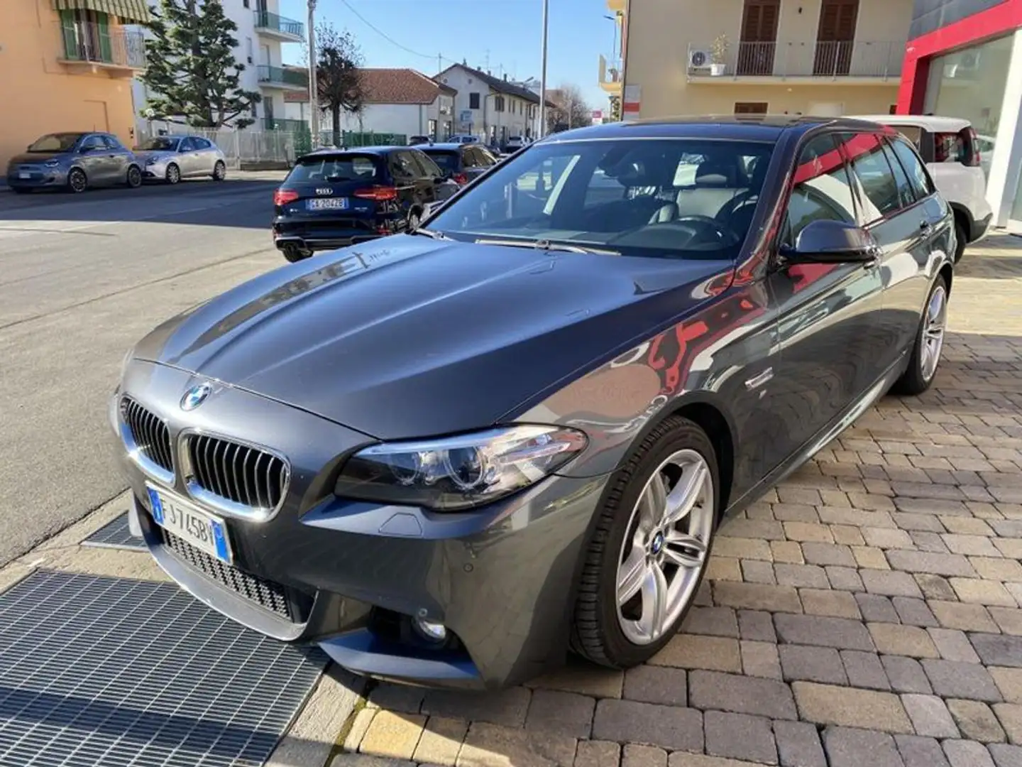 BMW 525 d xDrive Touring Msport MOTORE SOST. CON FATTURA Grigio - 2