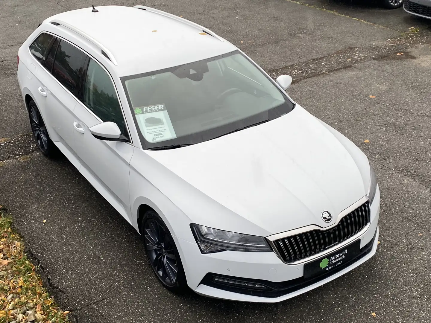Skoda Superb Combi 2.0 TDI DSG APP LED AHK Wit - 1