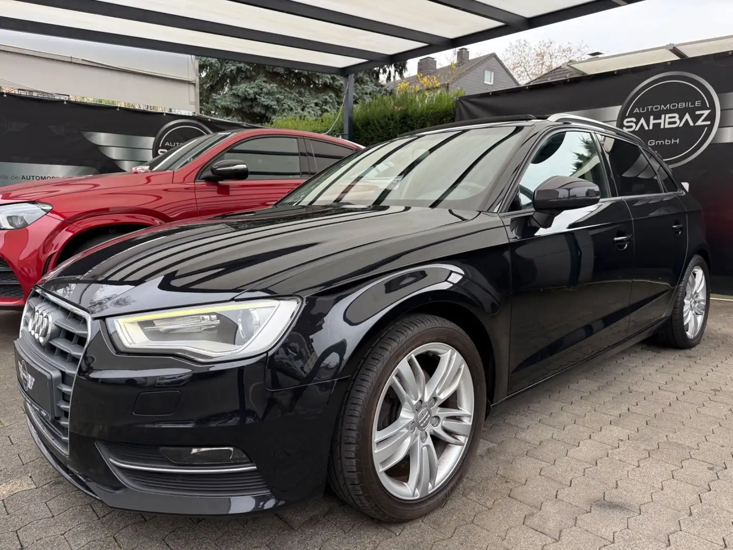 Audi A3 Sportback attraction*PANO*XENON*SHZ*PDC Negro - 1