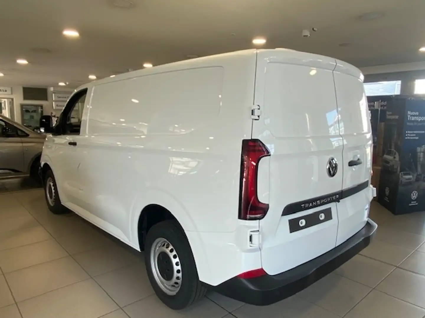 Volkswagen Transporter Van 2.0 TDI 125 kW integrale auto L1 Alb - 2
