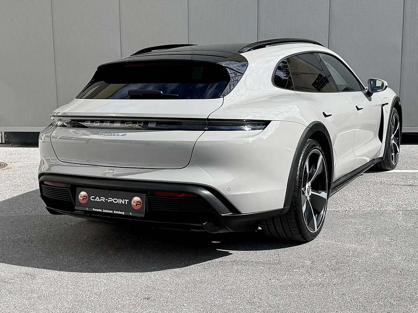 Porsche Taycan 4 Cross Turismo 93,4kWh Grau - 2