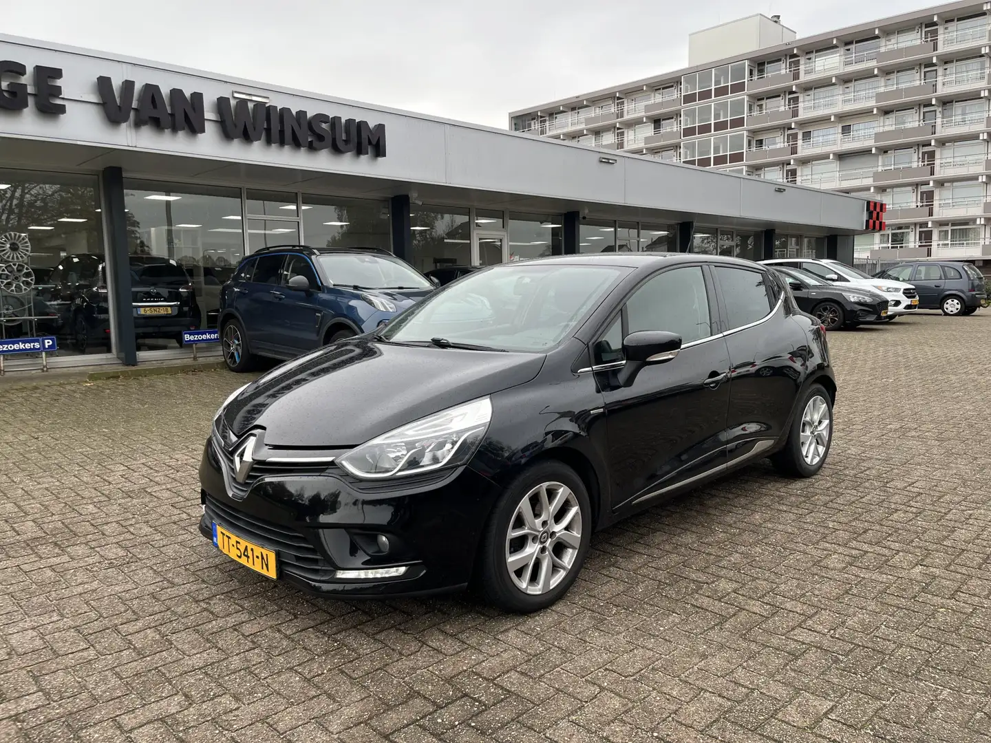 Renault Clio 0.9 TCe Limited Navi Pdc Lmv Blutooth Nap Zwart - 1