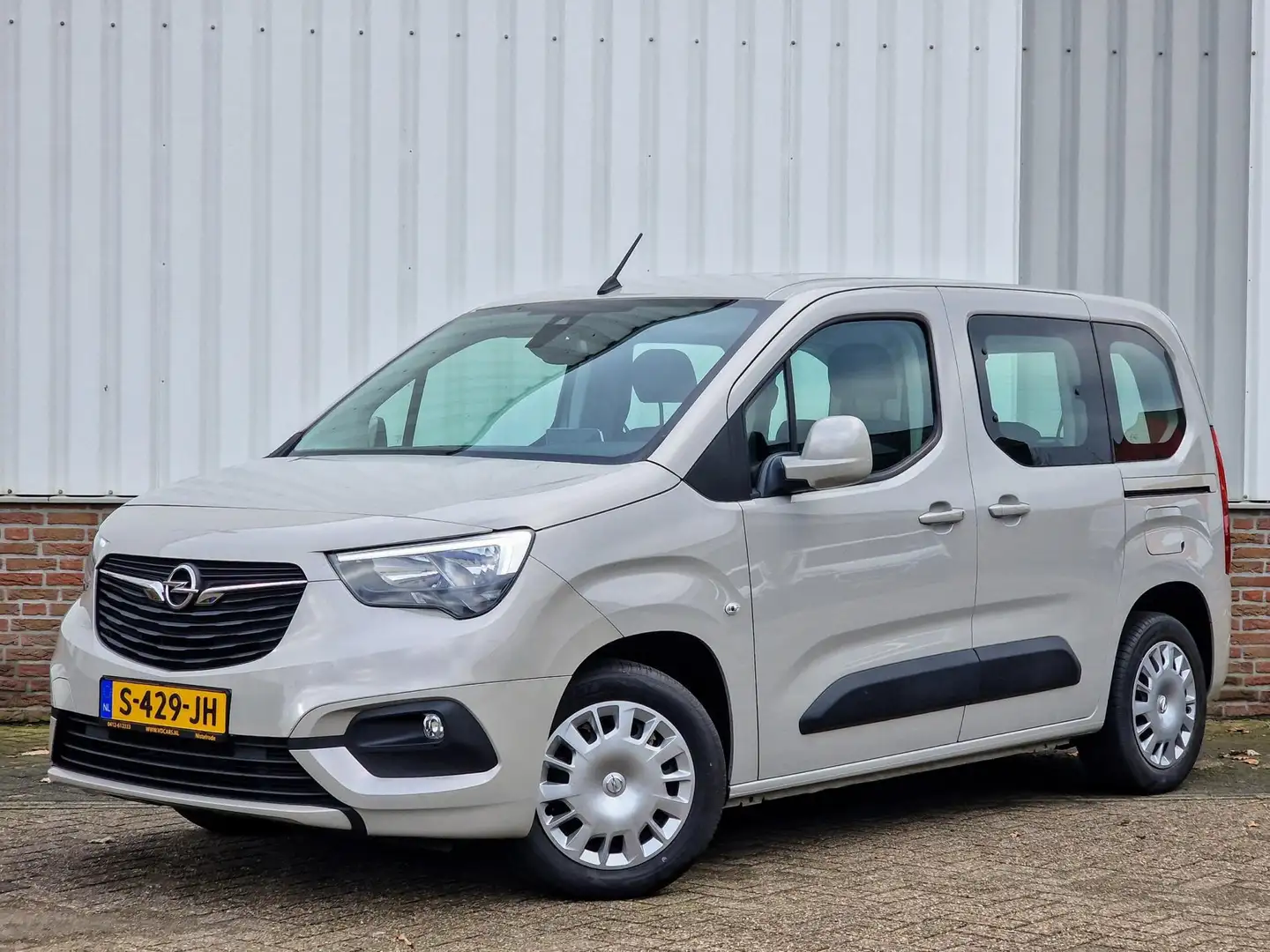 Opel Combo Life 1.2 Turbo L1H1 Edition Navigatie*Cruise control*Cl Grijs - 1