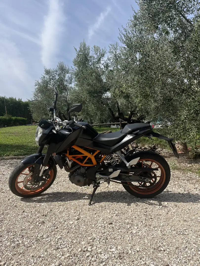 KTM 390 Duke Abs - 2