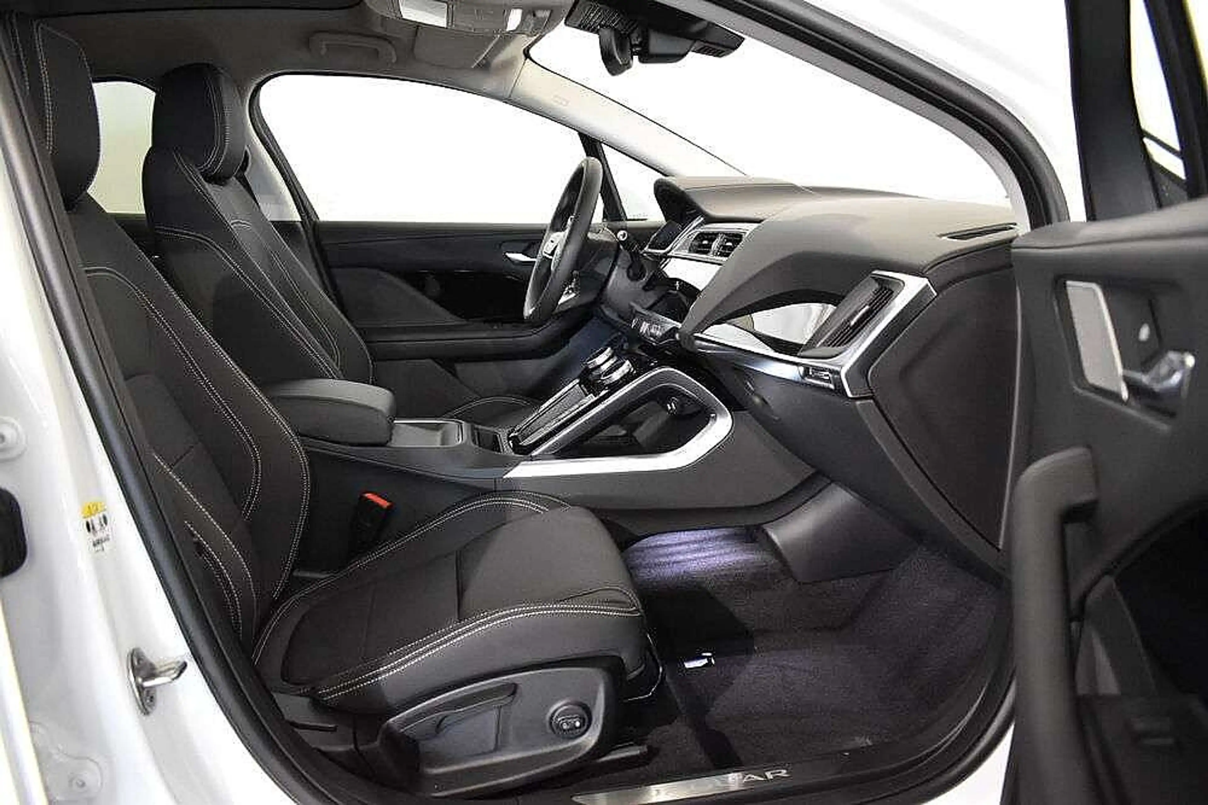 Jaguar I-Pace Austria Edition EV320 90kWh AWD — photo 3