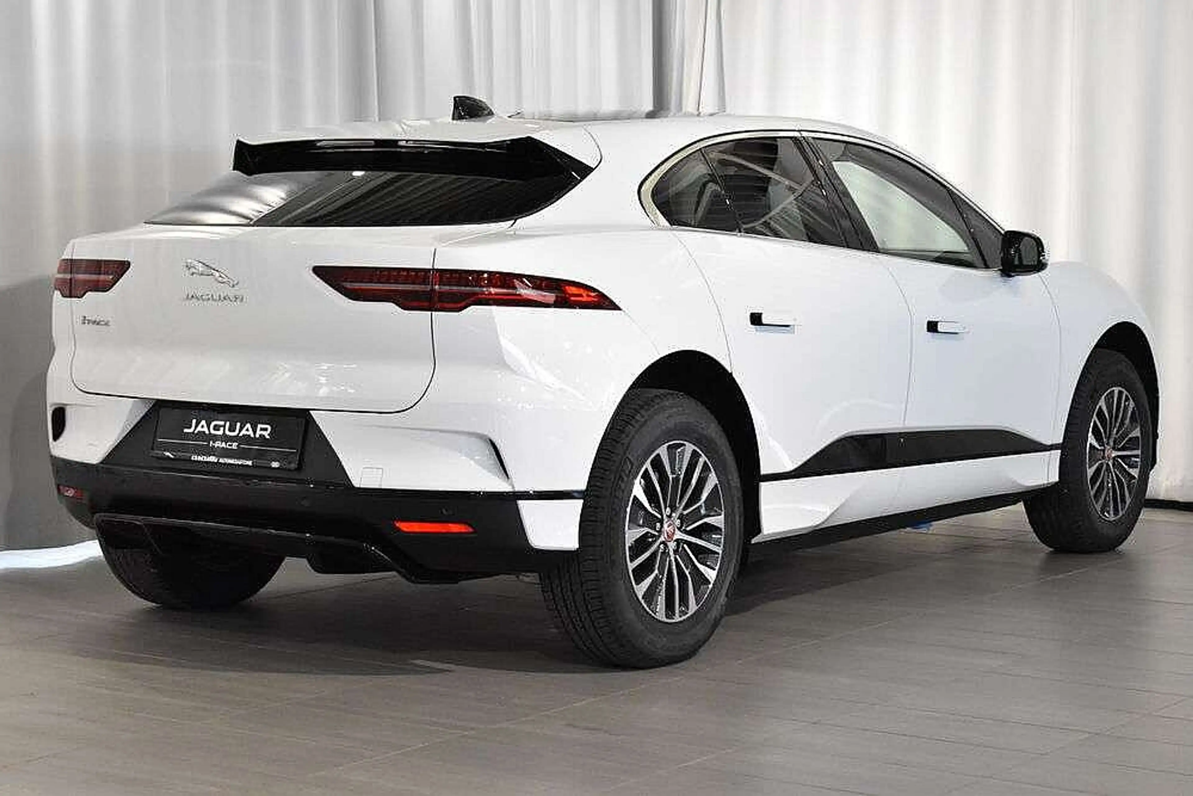 Jaguar I-Pace Austria Edition EV320 90kWh AWD — photo 2