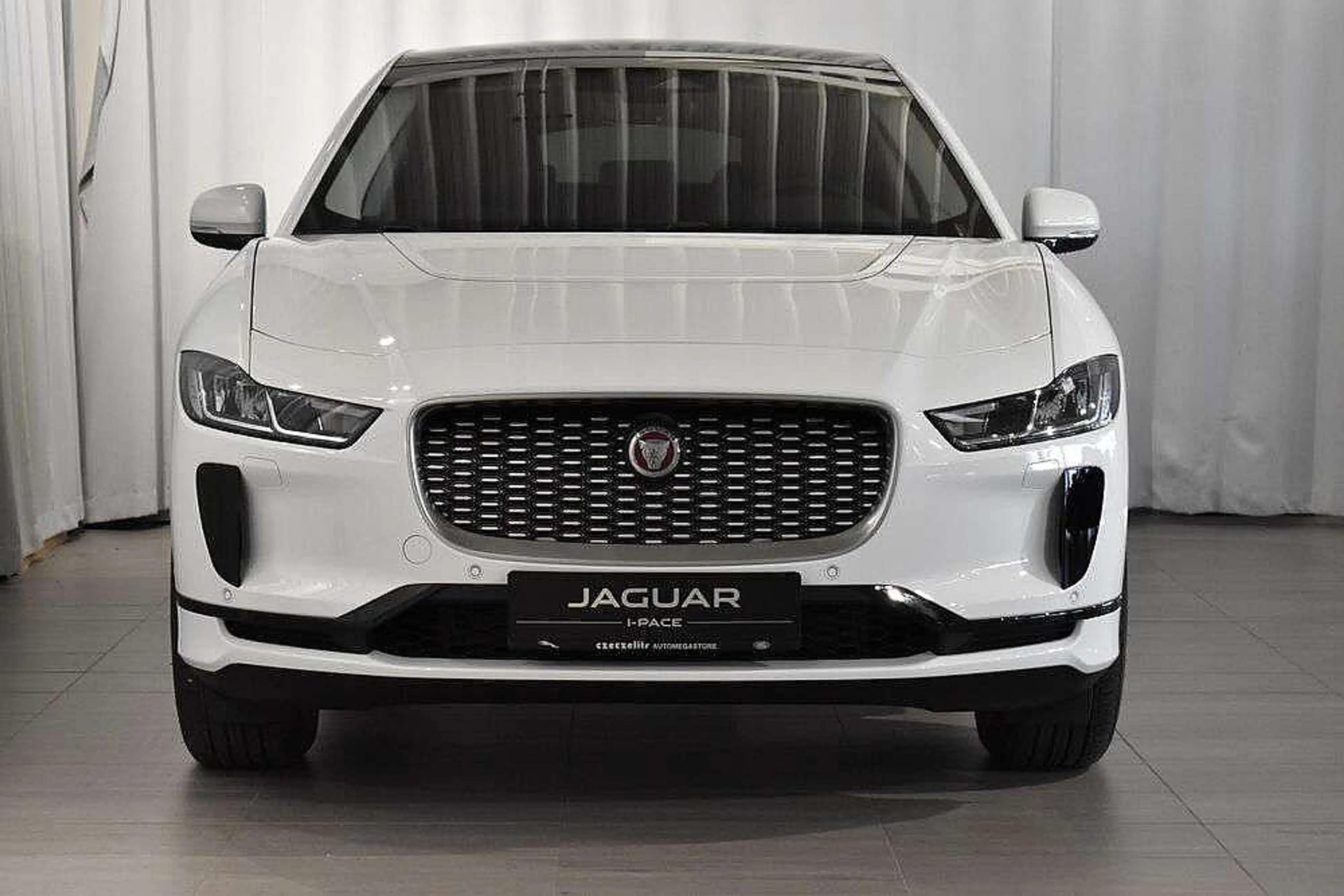 Jaguar I-Pace Austria Edition EV320 90kWh AWD — photo 8