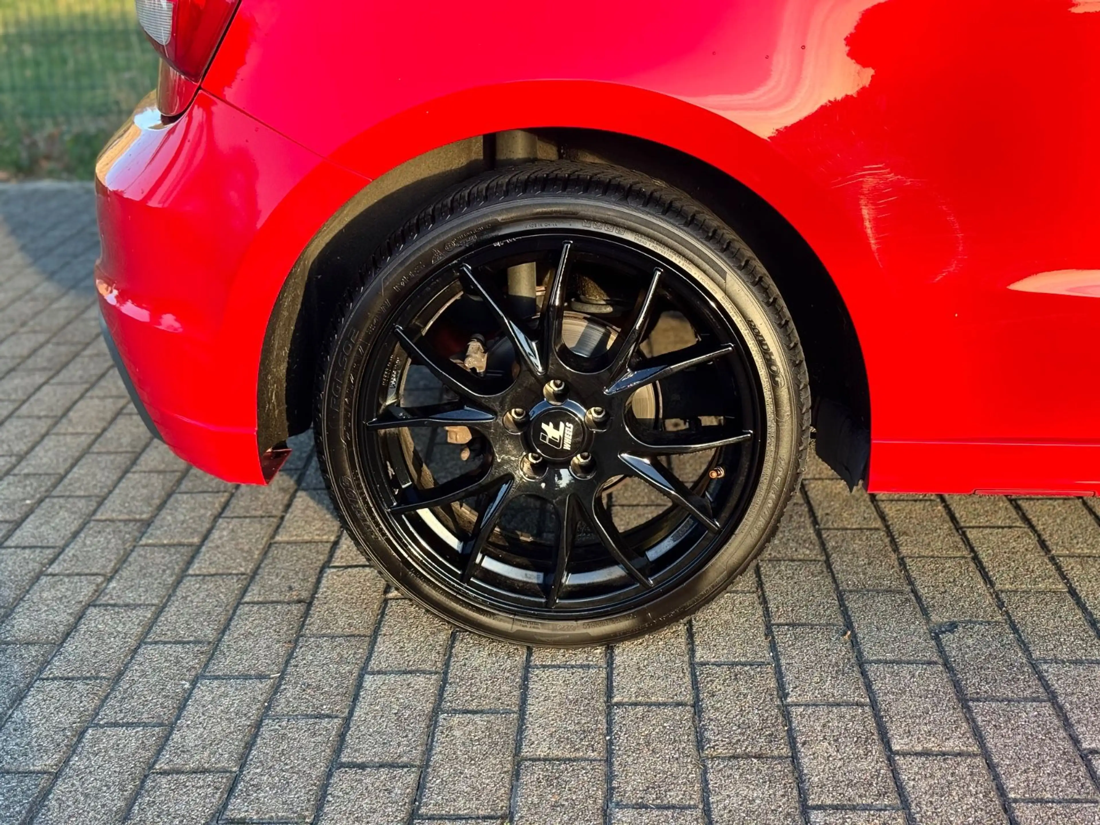 Audi A1 S line Sportpaket/ Automatik / — photo 9