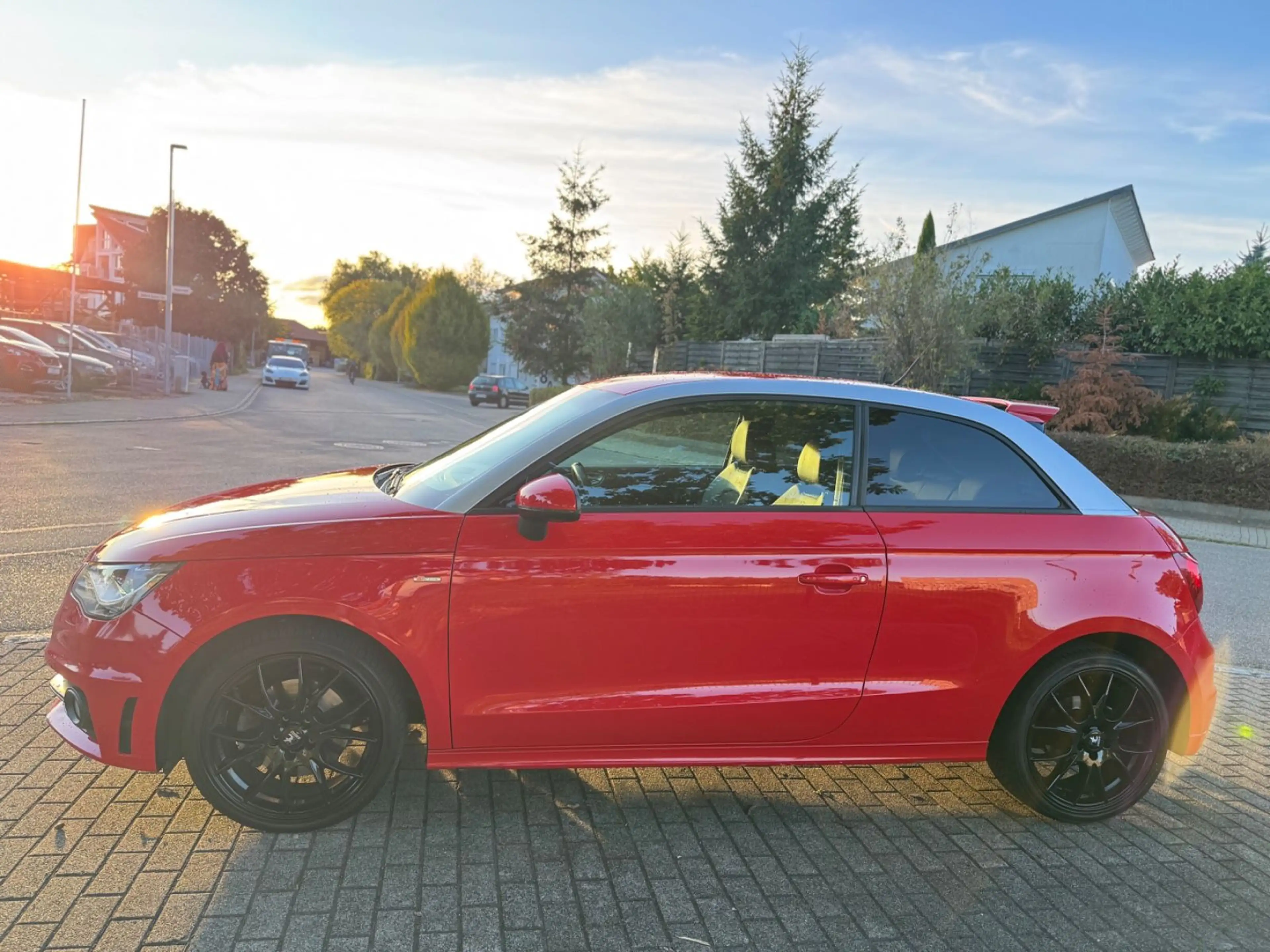 Audi A1 S line Sportpaket/ Automatik / — photo 4