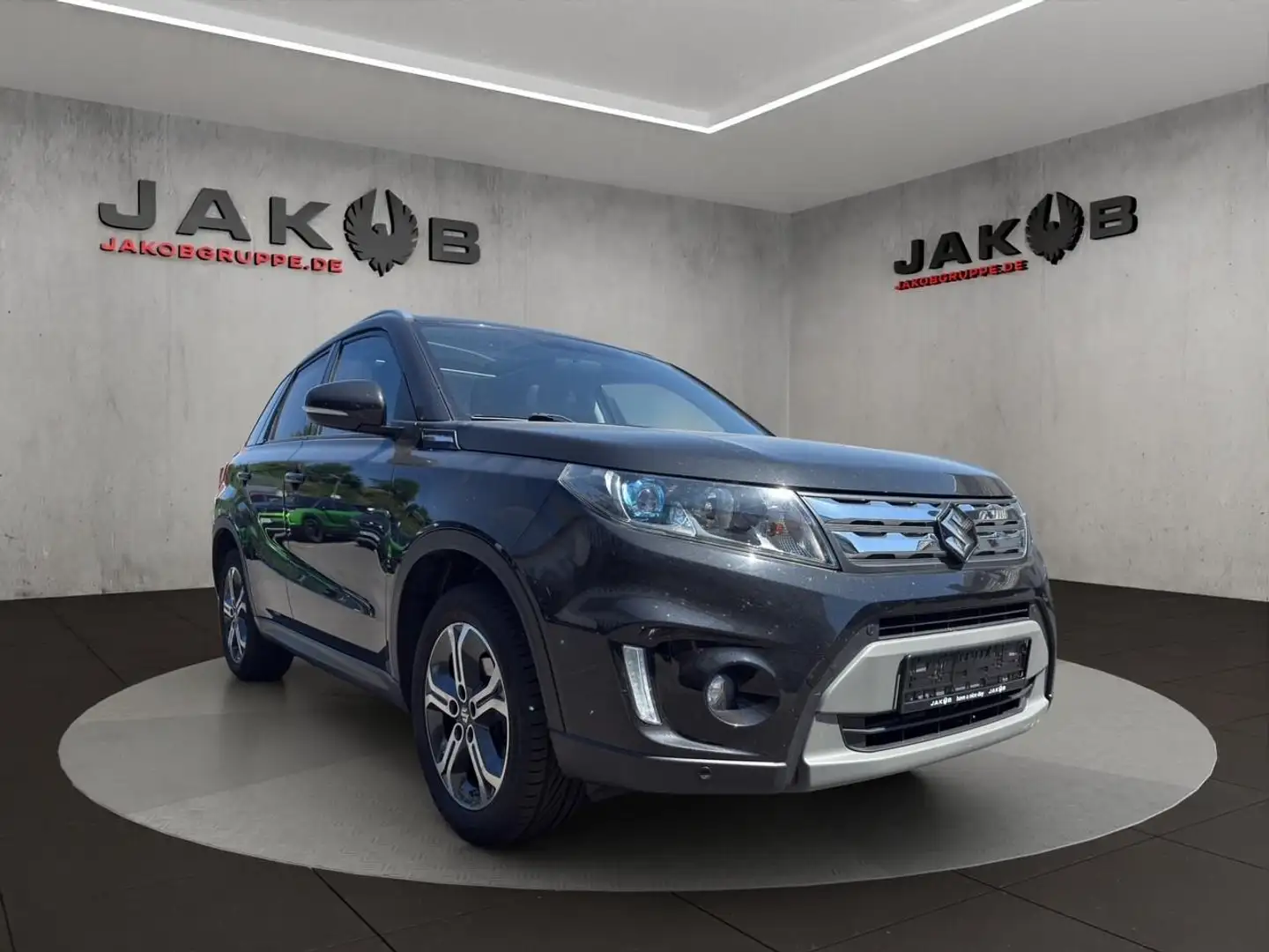Suzuki Vitara 1.6  Comfort 4x4+Scheckheft 88 kW (120 PS), Aut... Чорний - 2