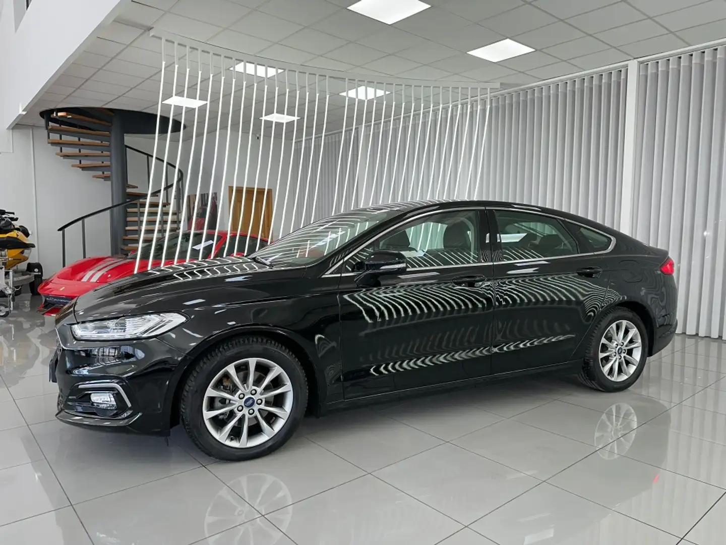 Ford Mondeo 2.0TDCI Titanium 150 Negro - 2