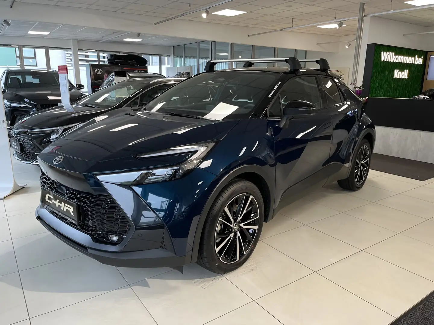 Toyota C-HR Plug-In Hybrid FWD Lounge Noir - 2