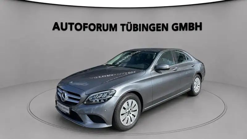 MERCEDES-BENZ Clasa C