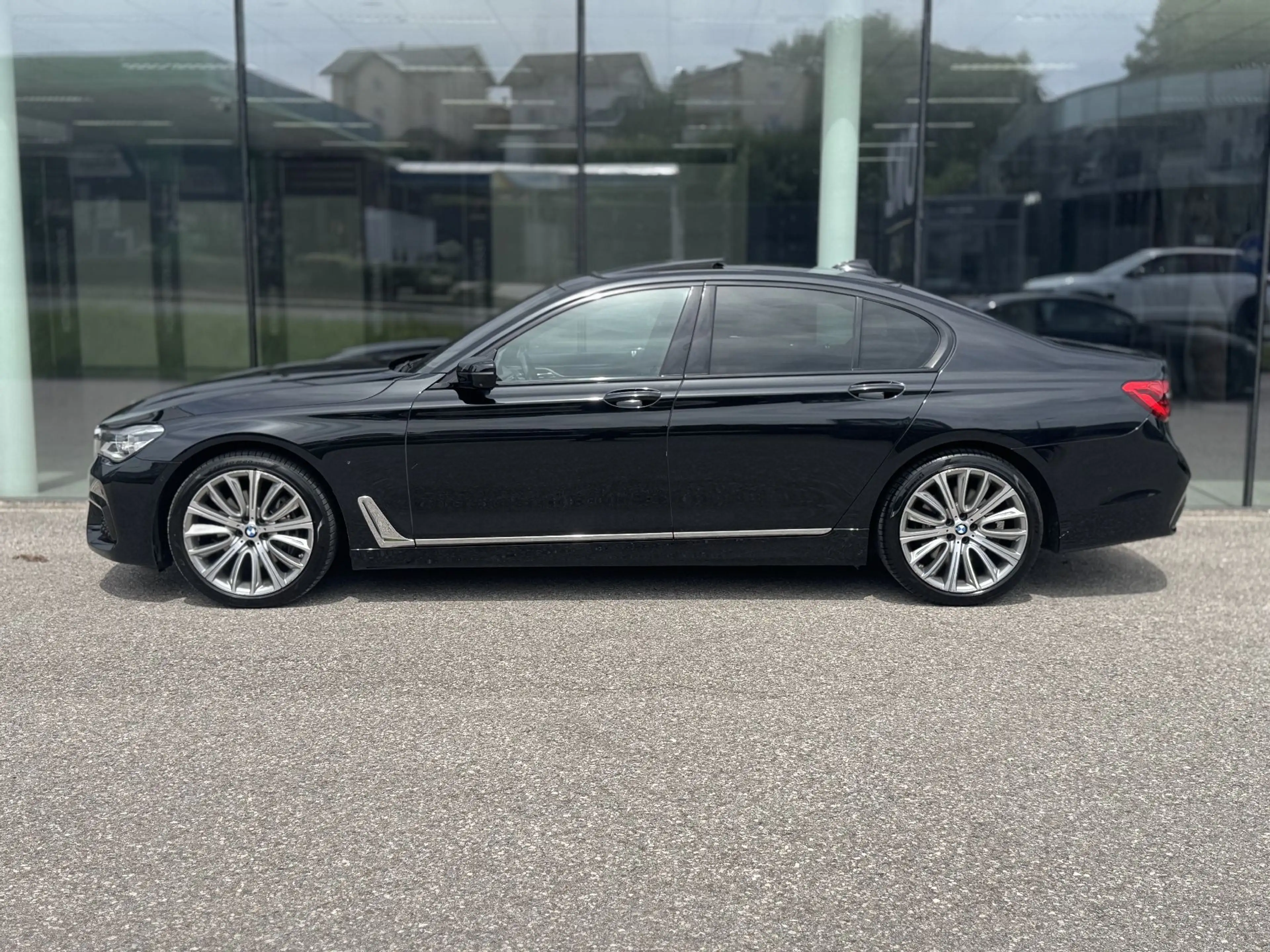 BMW 730 d M-PAKET/ACC/AHK/SZK/360-KAMERA/SOFT — photo 4