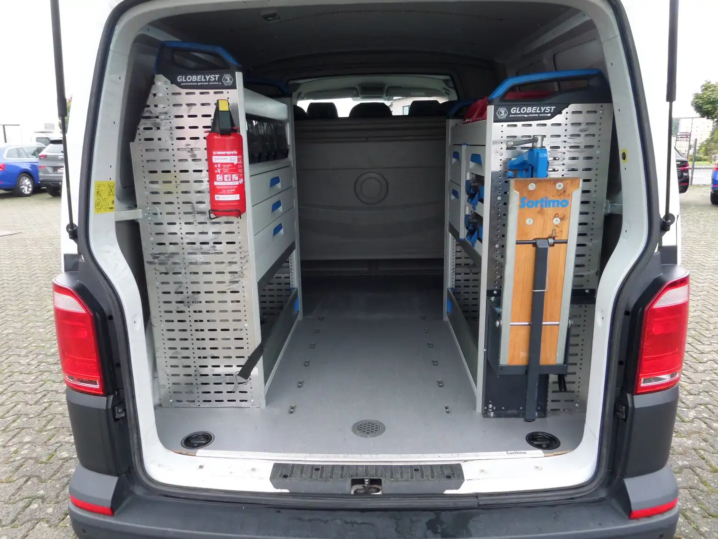 Volkswagen T6 Transporter Lang 4Motion+5-Sitzer+DoKa+Standhzg+Klima+Regale Weiß - 1