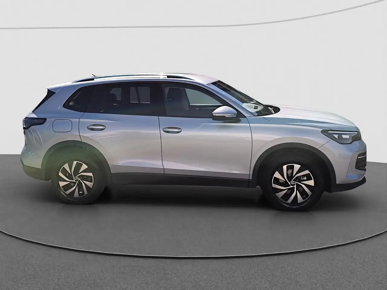 Volkswagen Tiguan 1.5 eTSI DSG Life LED PARK-ASSIST NAVI 11