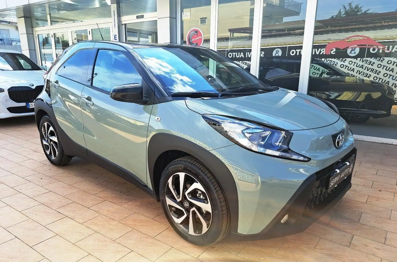 Toyota Aygo X Aygo X 1.0 VVT-i 72 CV 5 porte Trend Verde - 1