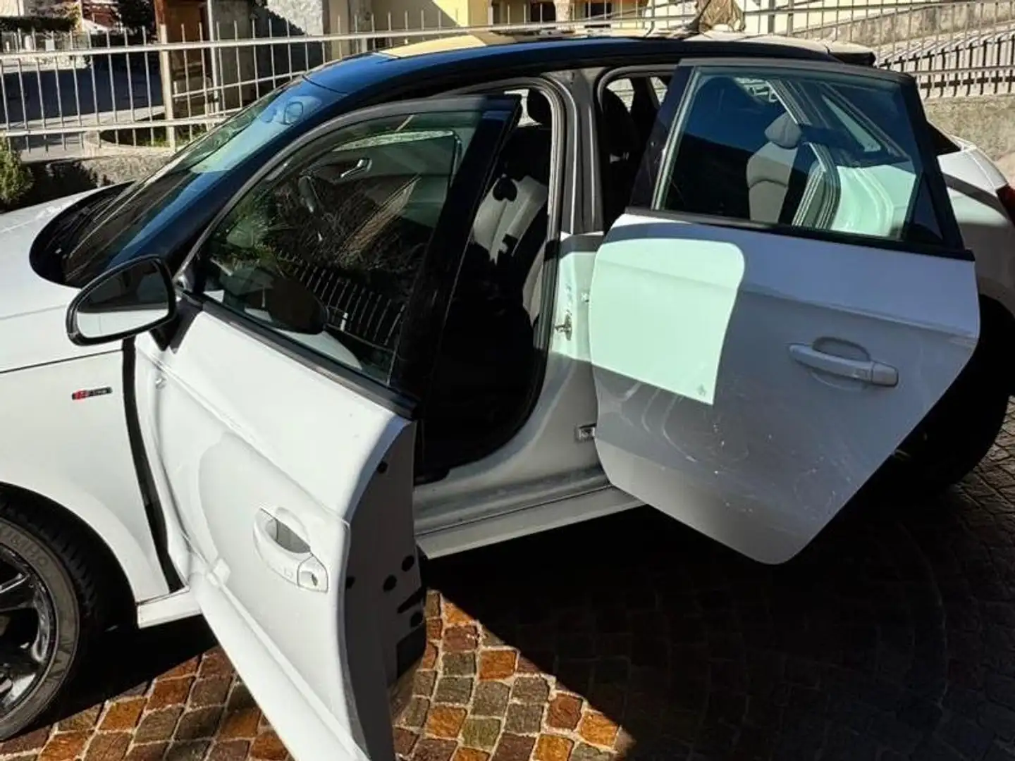 Audi A1 A1 Sportback 1.6 tdi S Line Edition 90cv Bianco - 2