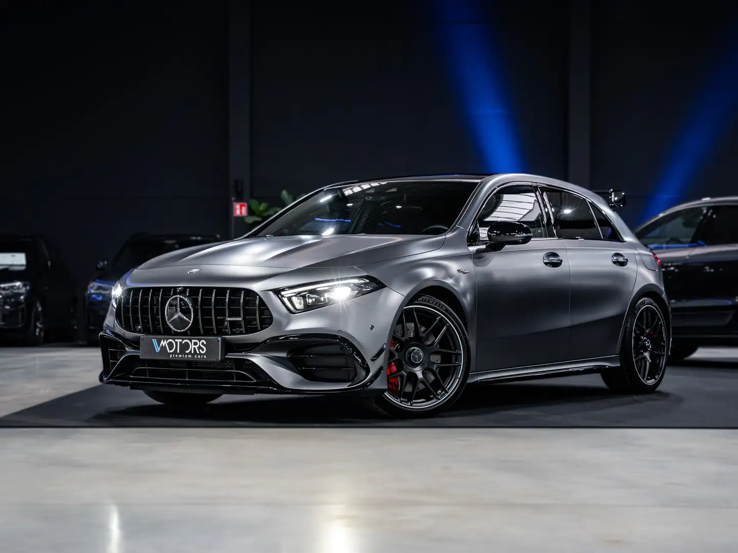 Mercedes-Benz A 45 AMG S 4-Matic - NP: €94.247 - HUD - Pano - ACC - Gris - 1