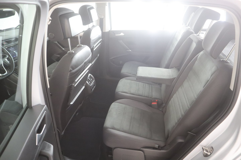 Volkswagen Touran Comfortline TDI SCR — photo 8
