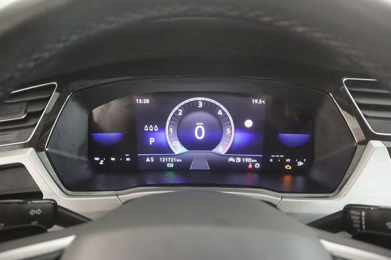Volkswagen Touran Comfortline TDI SCR — photo 14
