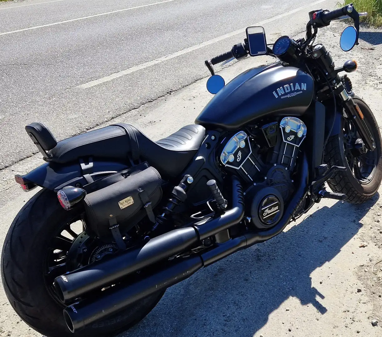 Indian Sport Scout Bobber Zwart - 1