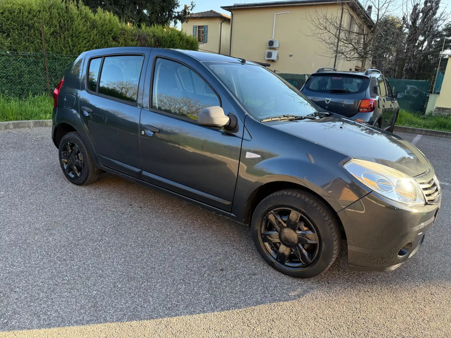 Dacia Sandero 1.2 - NEOPATENTATI - 12 MESI DI GARANZIA - Grigio - 2