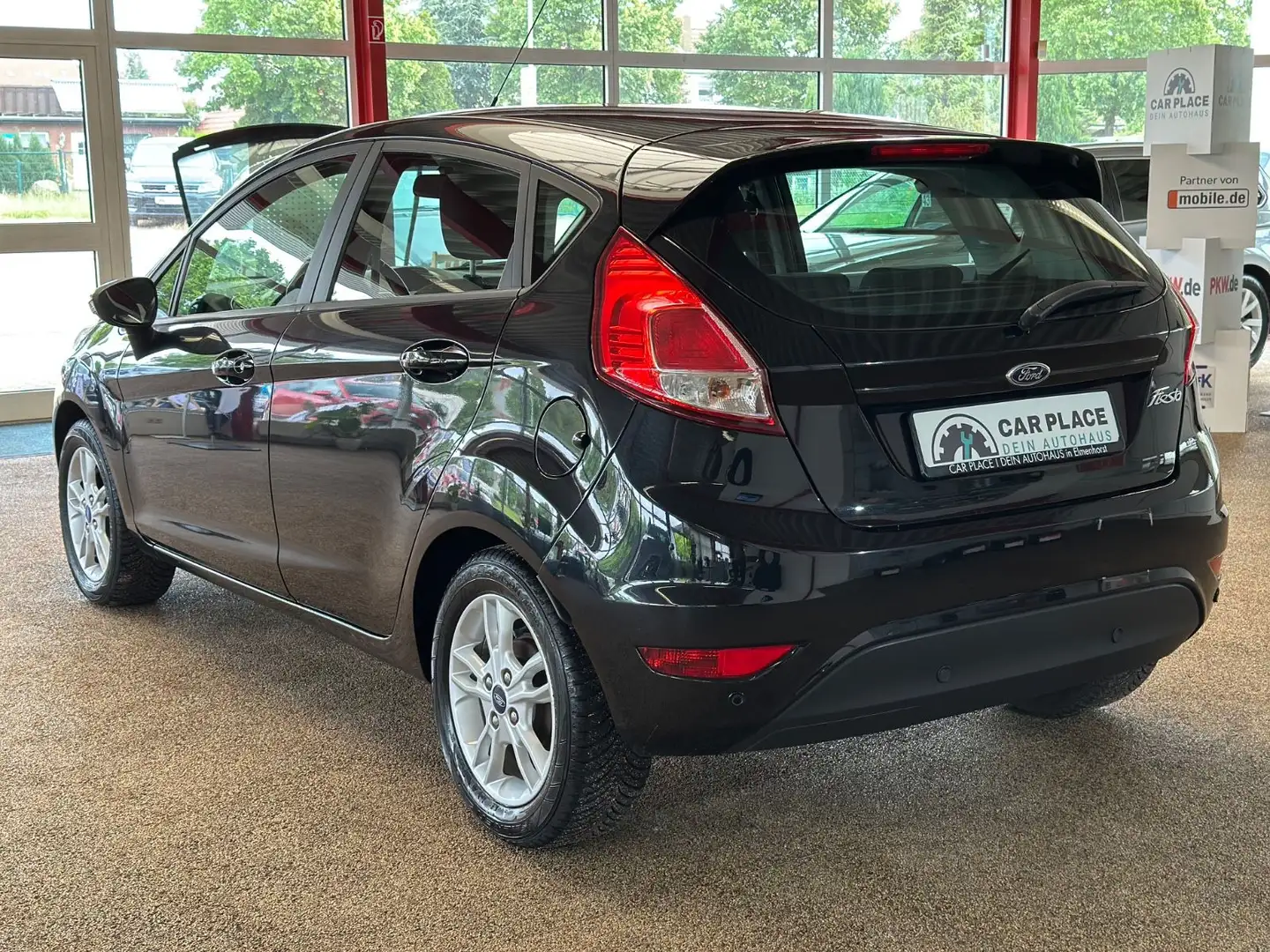 Ford Fiesta Sync Edition Schwarz - 2