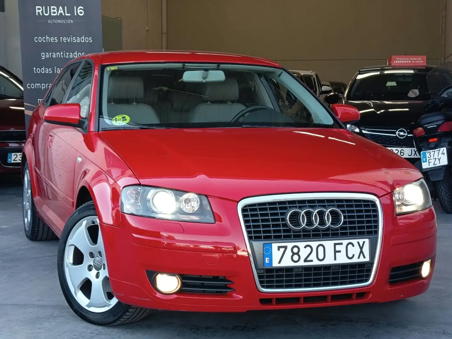 Audi A3 Sportback 2.0TDI Ambition S-T DPF Rojo - 1