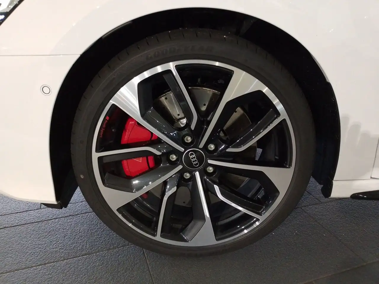 Audi S3 2.0 TFSI q. S-Tronic, Matrix, Panor 8