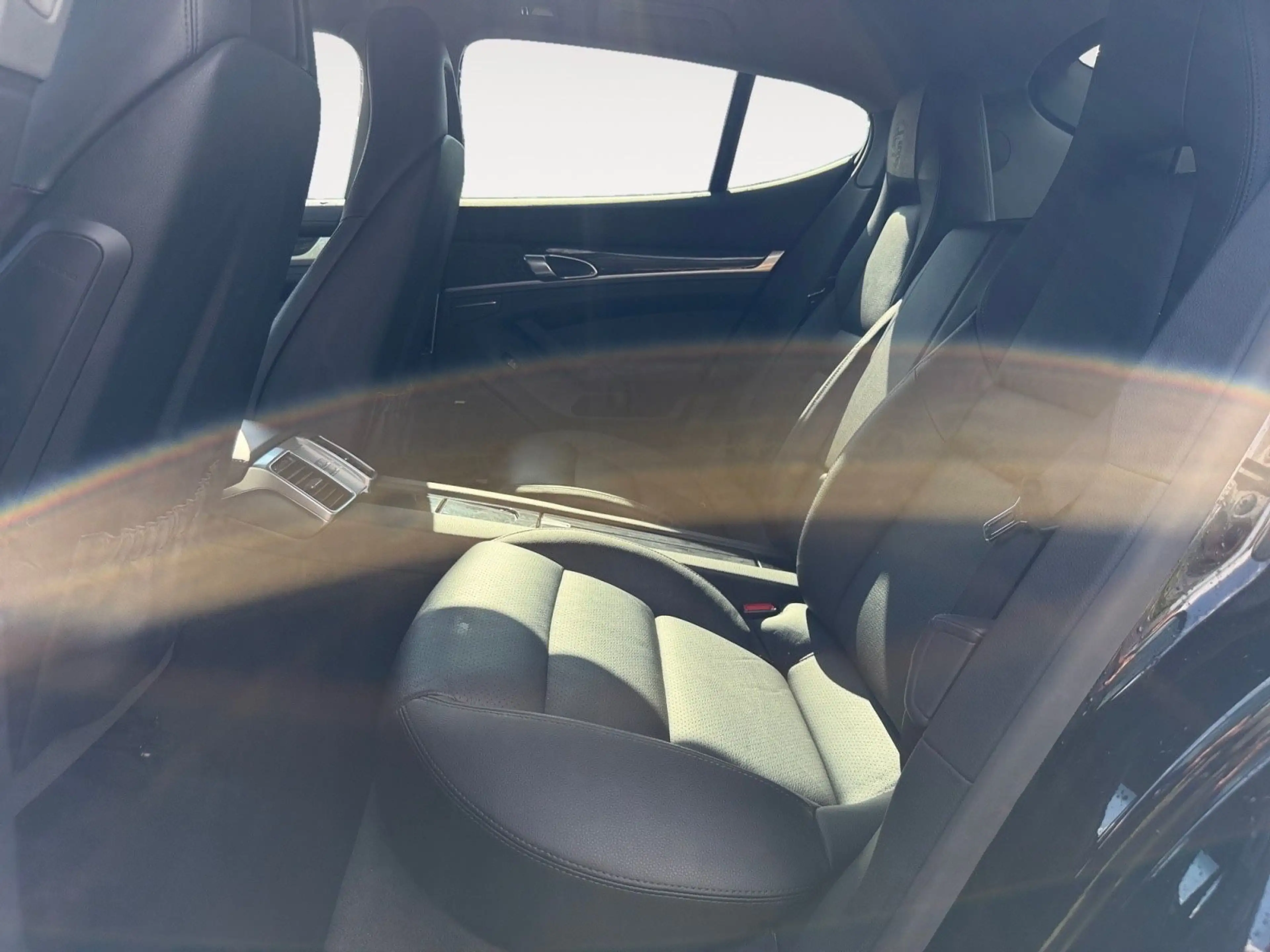 Porsche Panamera Diesel Edition*SHD*LUFTFAHRWERK*KAMERA* — photo 11
