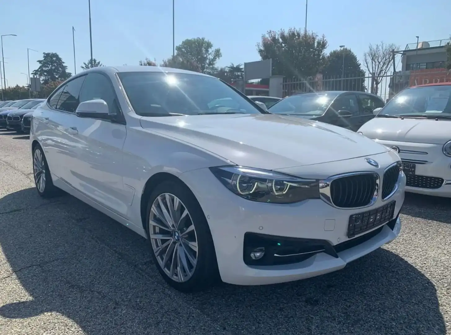 BMW 320 XDRIVE GT SPORT AUT Bianco - 1
