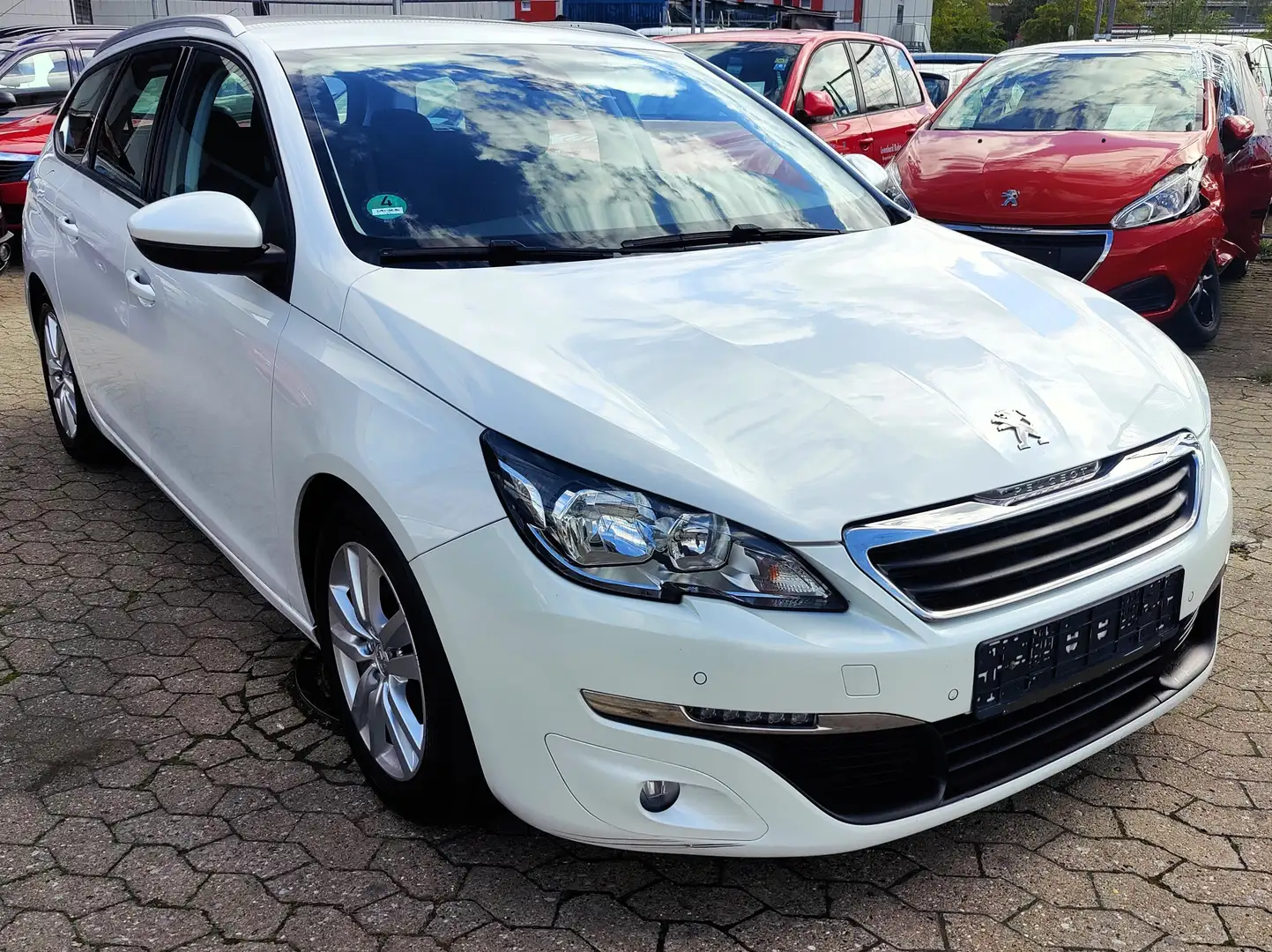 Peugeot 308 S.W. 1.6 Blue-HDI Active Weiß - 2