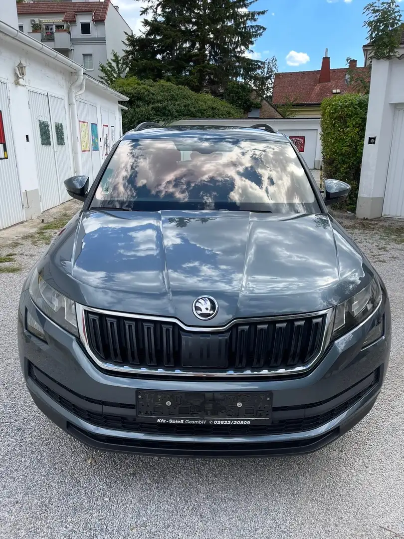 Skoda Kodiaq Kodiaq 2,0 TDI Ambition SC DSG Ambition SC Grau - 2