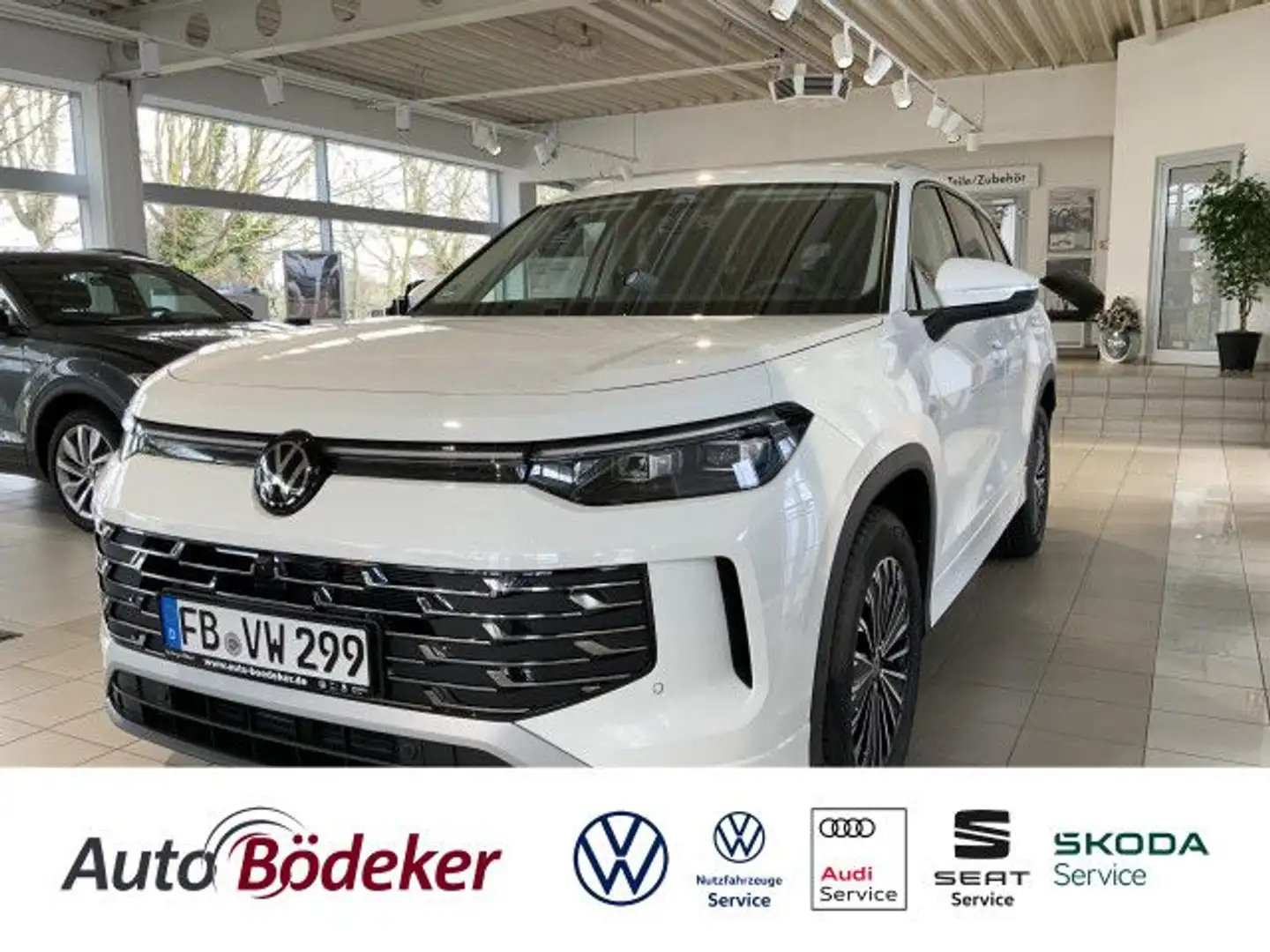 Volkswagen Tayron 1.5 eTSI DSG Elegance Bluetooth Navi LED Weiß - 1