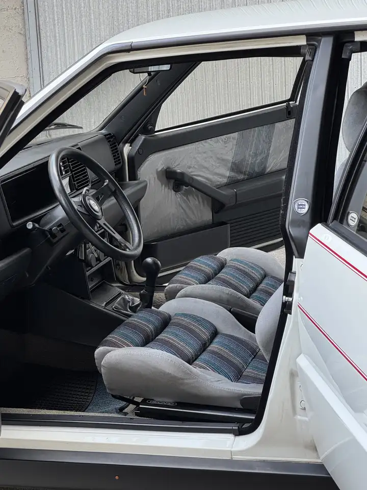 Lancia Delta 2.0 i.e. Turbo HF 4WD, foto 10