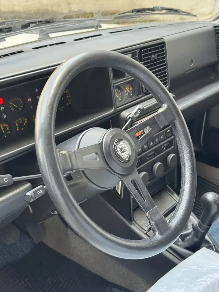 Lancia Delta 2.0 i.e. Turbo HF 4WD, foto 4