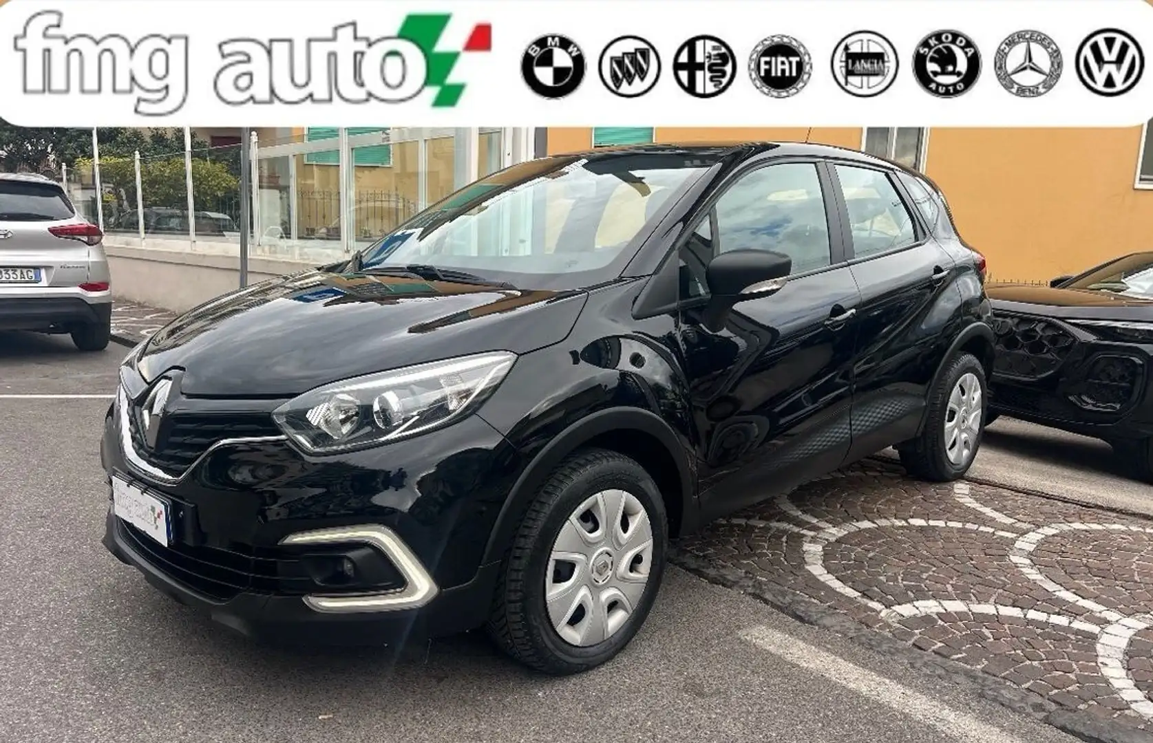Renault Captur dCi 8V 90 CV Life Imm.ta AUTOCARRO Schwarz - 1
