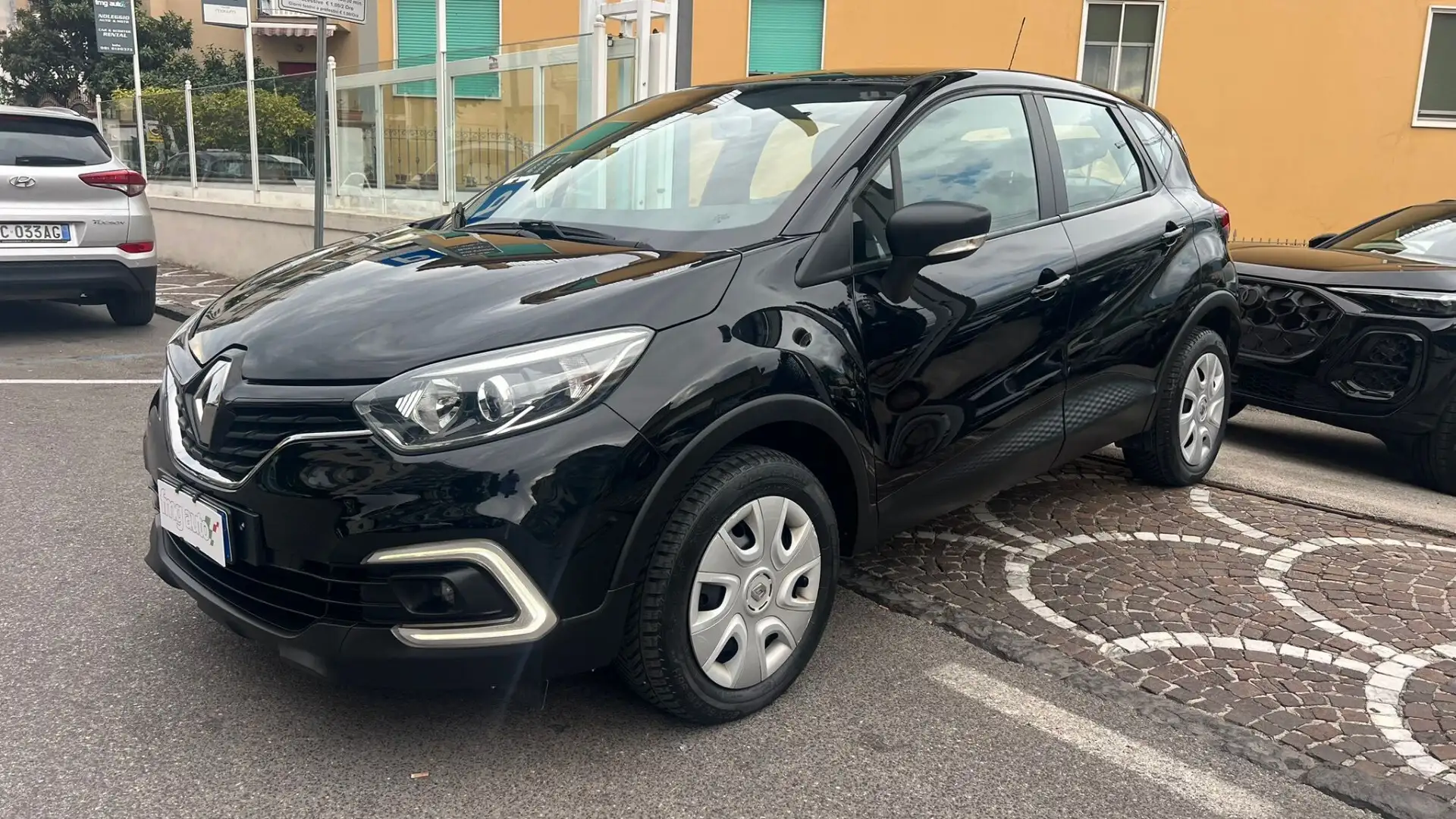 Renault Captur dCi 8V 90 CV Life Imm.ta AUTOCARRO Nero - 1