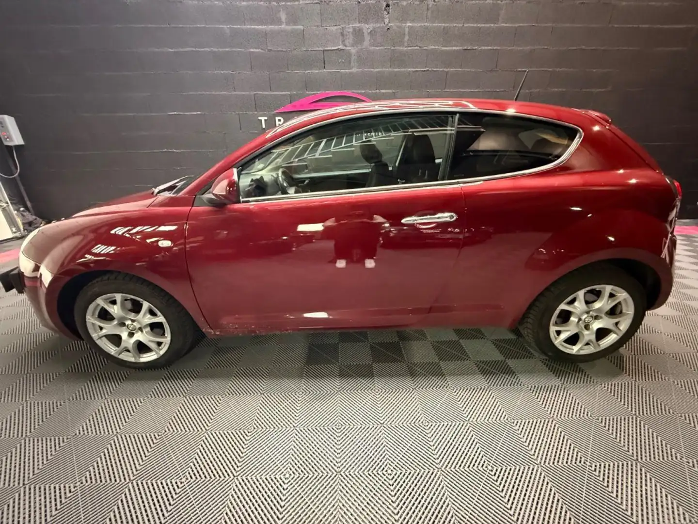 Alfa Romeo MiTo 1.6 JTDm 120 Start Stop Exclusive Červená - 2