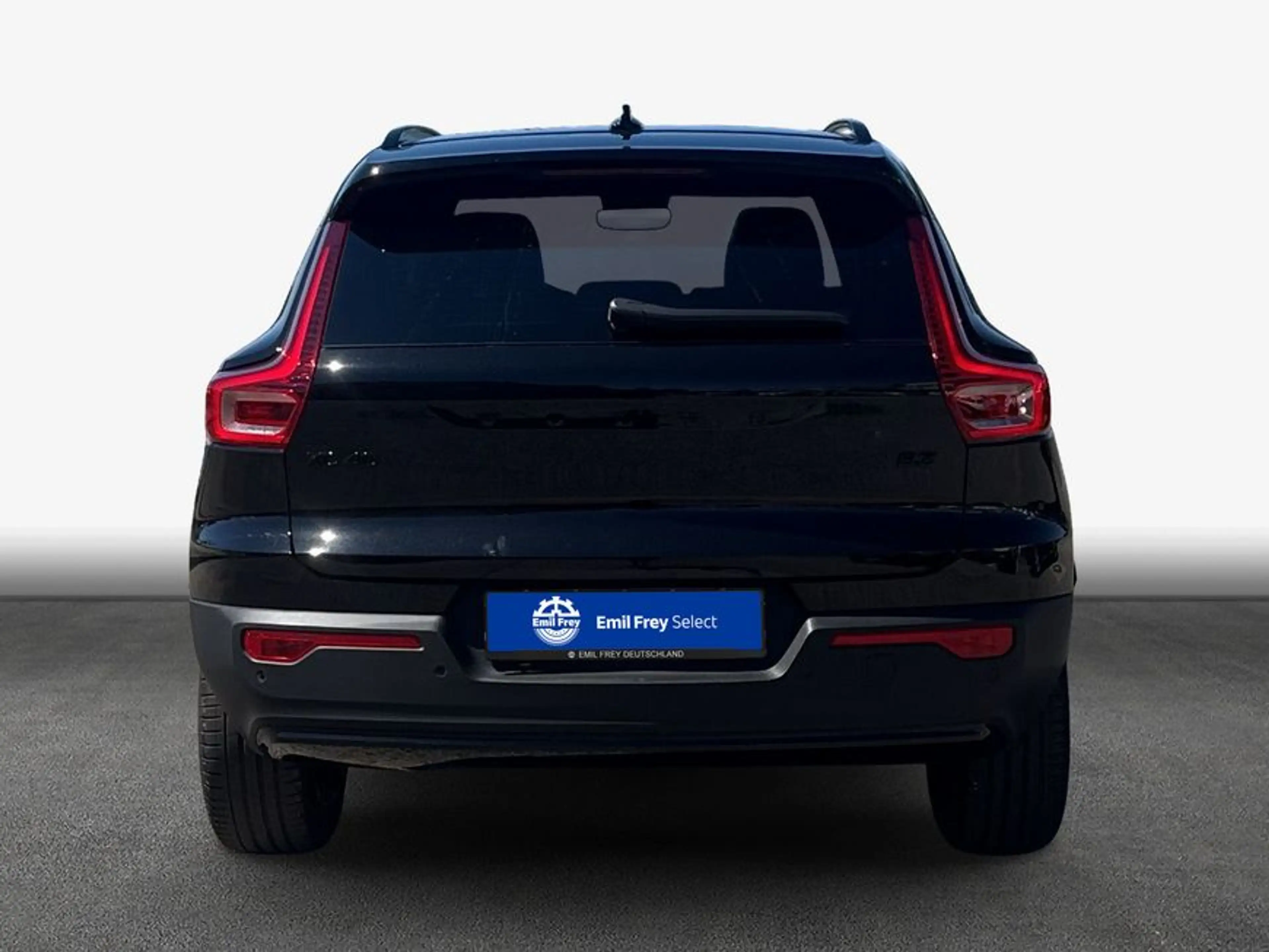 Volvo XC40 XC40 B3 B DKG Plus Black Edition — photo 5