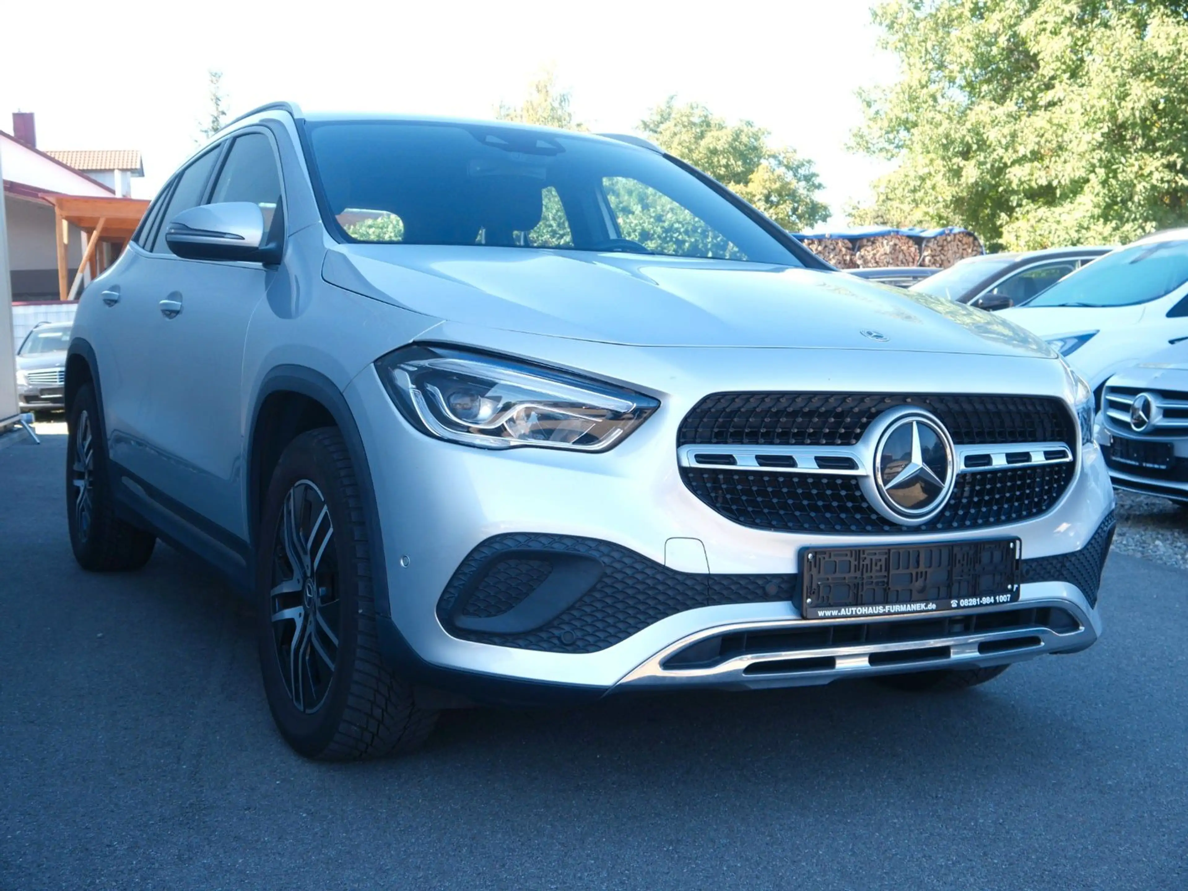 Mercedes-Benz GLA 200 d Progressive NAVI/LED/AHK/RFK/E-KLAPPE — photo 5