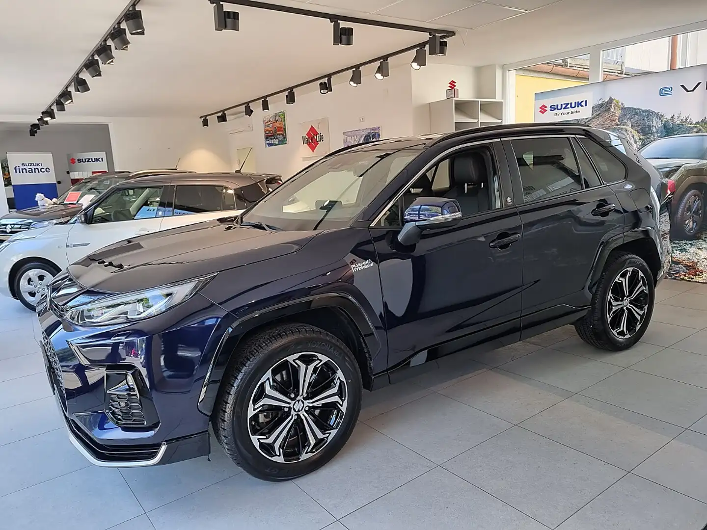 Suzuki Across 2,5 PHEV E-Four Flash CVT Blau - 1