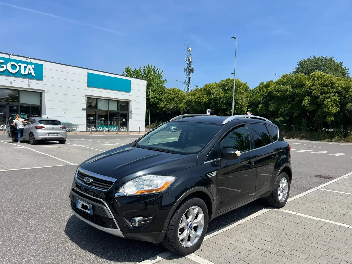 Ford Kuga 2.0 tdci Titanium 2wd 140cv - 1