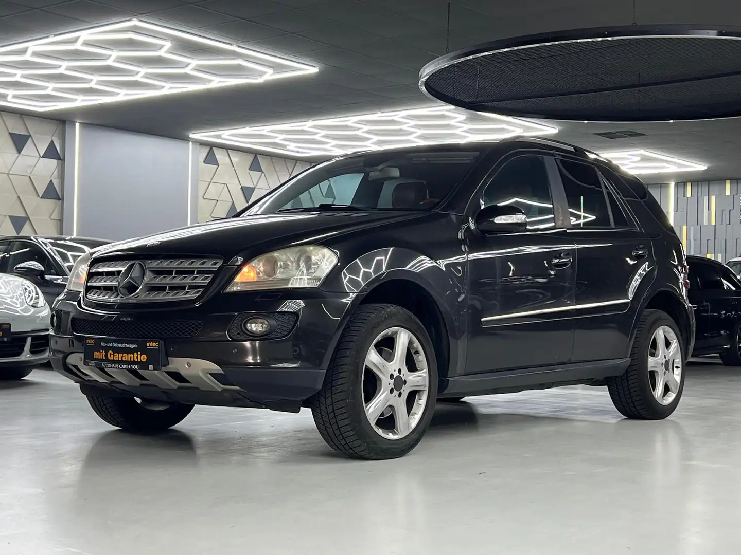 Mercedes-Benz ML 320 CDI LederDesigno/AHK/SD/Xenon/PDC - 1