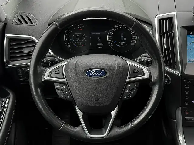 Ford Galaxy view 11